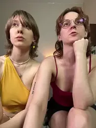 Jitoon_Exe webcam model stream image