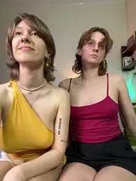 Jitoon_Exe webcam model stream image