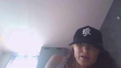 ElleestOuu webcam model stream image