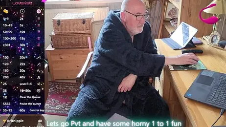 Adamdaddybear webcam model stream image