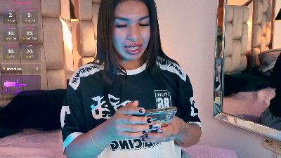 Meelfox webcam model stream image