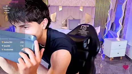 Kyler_tay webcam model stream image
