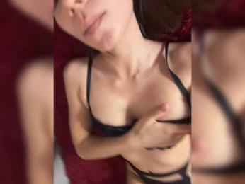 Apollinariaa webcam model stream image