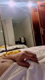 Vic_shelter webcam model stream image