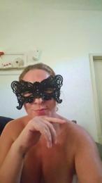 LadyDark webcam model stream image