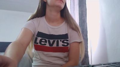 Amedeia webcam model stream image