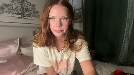 juliaraee webcam stripchat model stream image