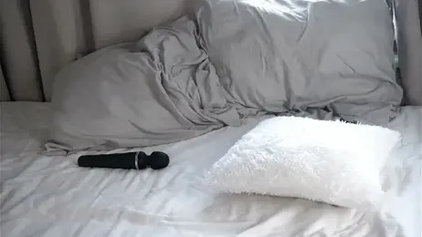 MonetLeitman webcam model stream image