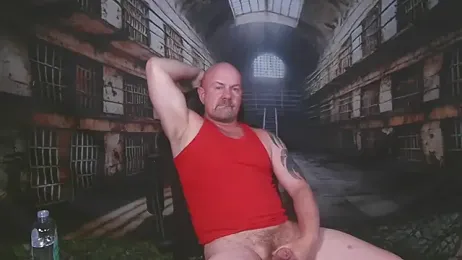 ManlyPrisonGuy webcam model stream image