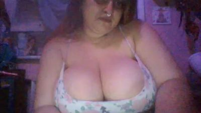 yourlilian webcam cam4 model stream image