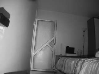 voyeurcam-charmhellen-kitchen webcam model stream image