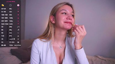 DaraKellon webcam cam4 model stream image