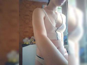 Prettybella7 webcam model stream image