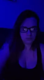 queenpeaches121 webcam stripchat model stream image