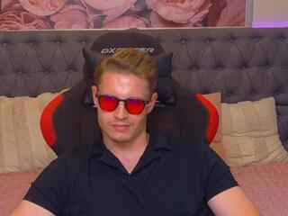 Connor Groff webcam model stream image