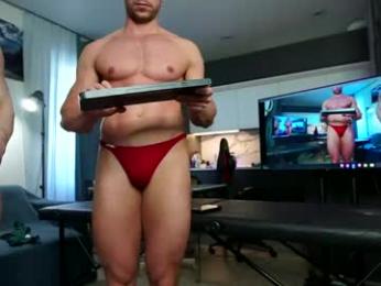muscularfriend webcam model stream image