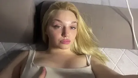 EvelynStars webcam model stream image