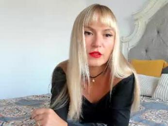 larissa4 webcam chaturbate model stream image
