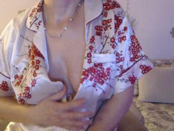 goodSnowQueen webcam model stream image