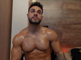 Connor Heat webcam model stream image