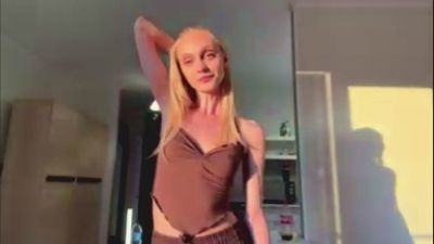 AbbyWeuve webcam model stream image