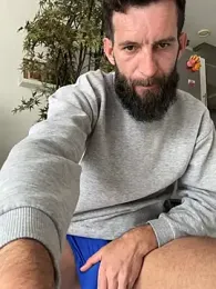 Michel_huge webcam model stream image