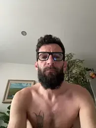 Michel_huge webcam model stream image