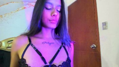 Yvonne_Collins webcam model stream image