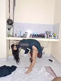 riya190 webcam model stream image