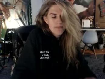 katiecutie_5 webcam model stream image