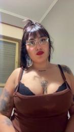 Lareyni26 webcam model stream image