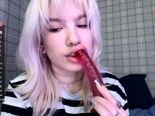 Amie Marchionni webcam flirt4free model stream image