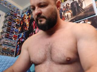 Vernon webcam model stream image