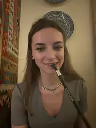 -AngelAri- webcam stripchat model stream image