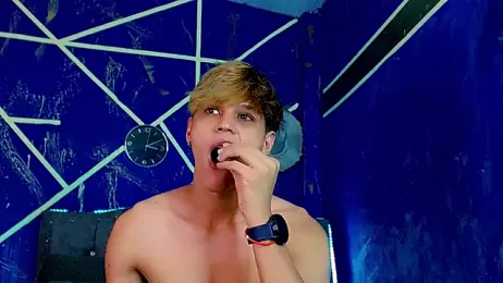 Liamscott_ webcam stripchat model stream image