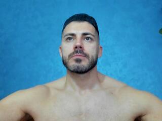 Cutler Q webcam model stream image