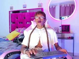 marxin-turner webcam camsoda model stream image