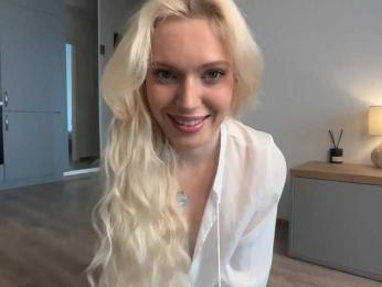 GayleneCessna webcam model stream image