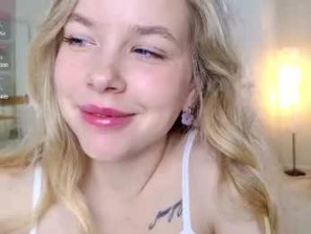 milly_shy webcam model stream image