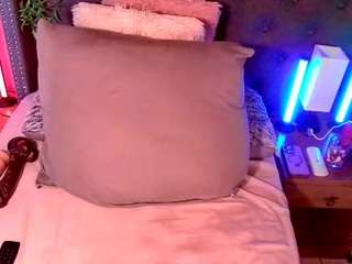 clara-mylers webcam model stream image