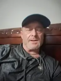 Slydog1010 webcam model stream image