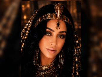 SharlinMoreva webcam model stream image