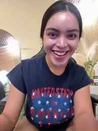 TS-SimplyTheBest webcam stripchat model stream image