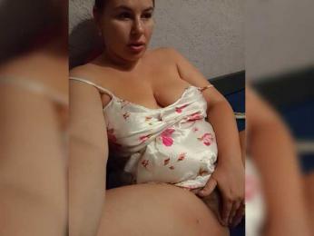 AvaQueen webcam model stream image