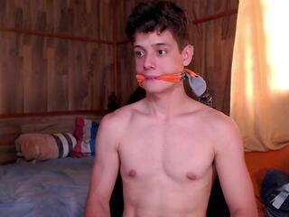 Anthoni Thompson webcam model stream image