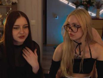 ManiFreyja webcam model stream image