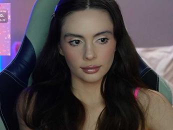 Allla webcam model stream image