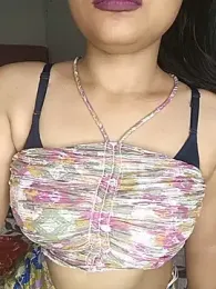 HOT-SHAKIRA webcam stripchat model stream image
