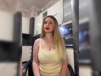 your_girlfriend webcam bongacams model stream image