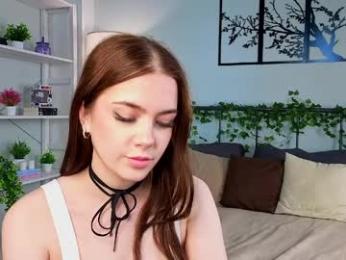 cloverfarewell webcam model stream image